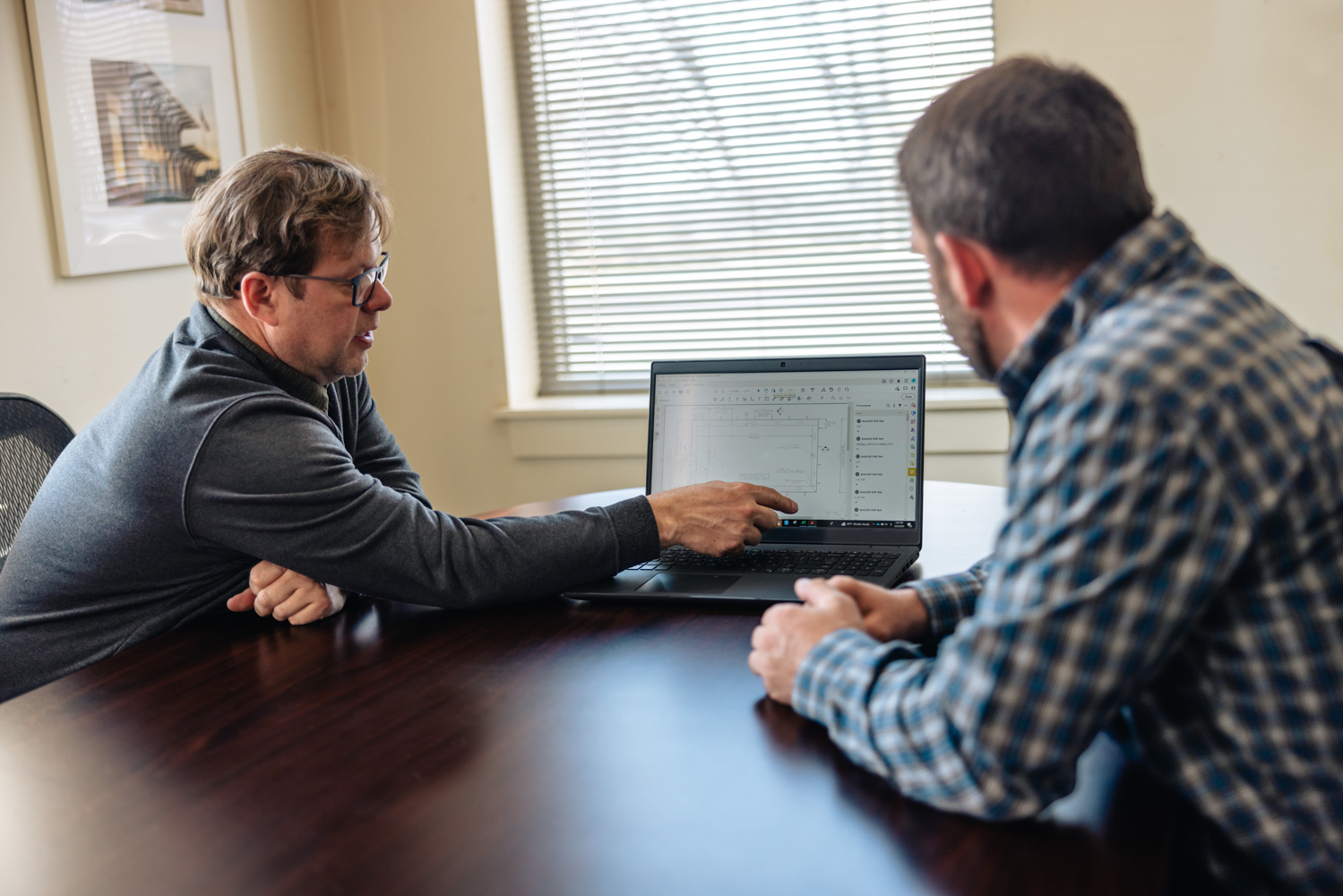 KABAR - Web Shoot - 3-23 - Client Meeting-4 (1)